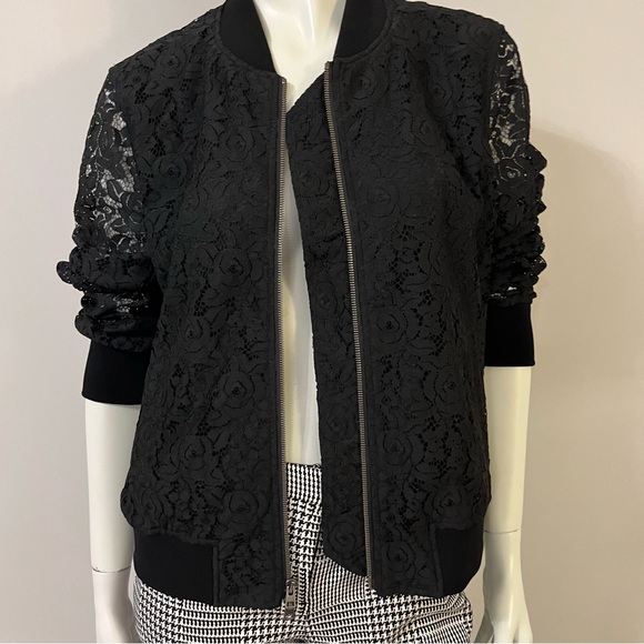 Lace Jacket - Picture 6 of 8